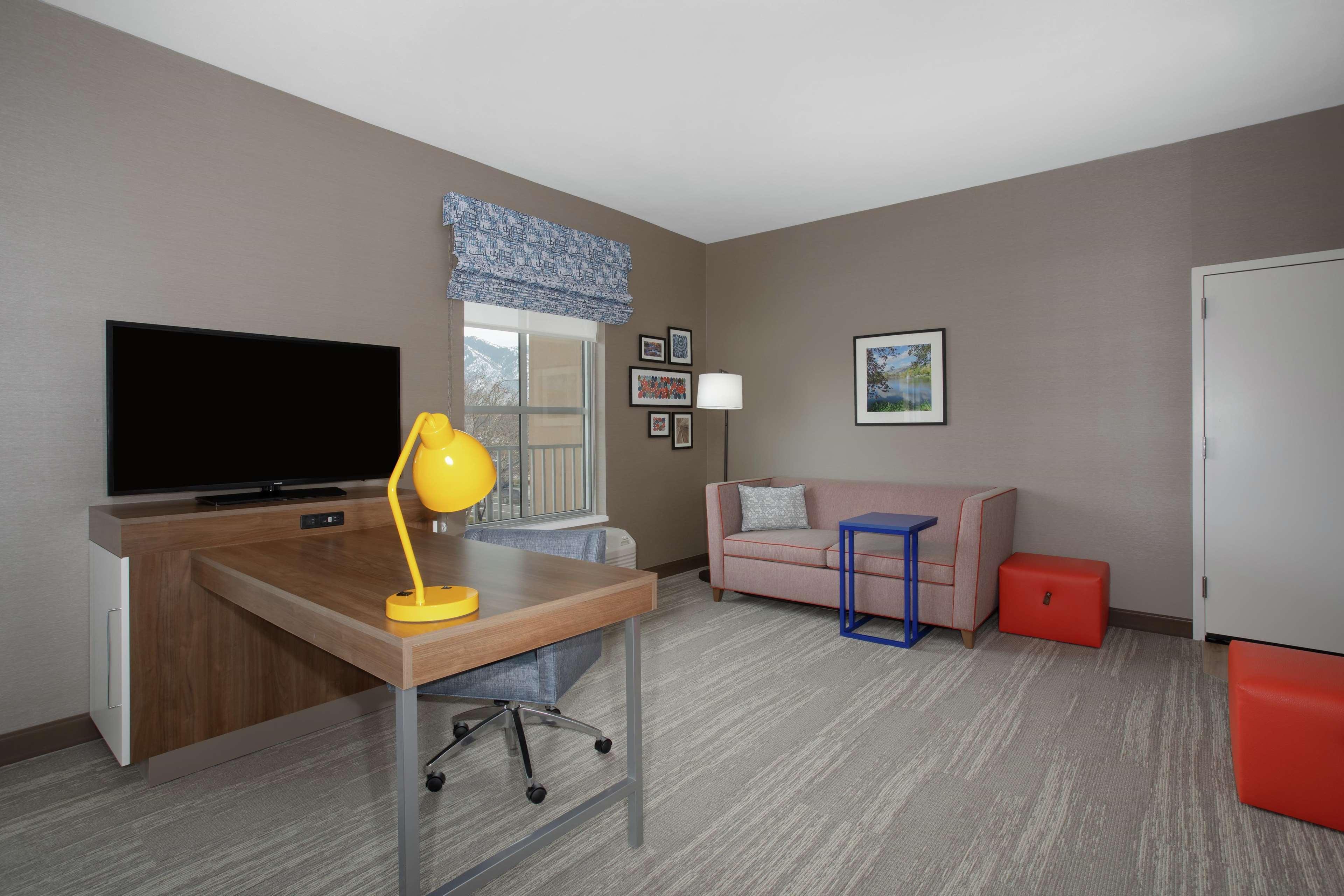 Hampton Inn And Suites Logan, Ut Exteriör bild