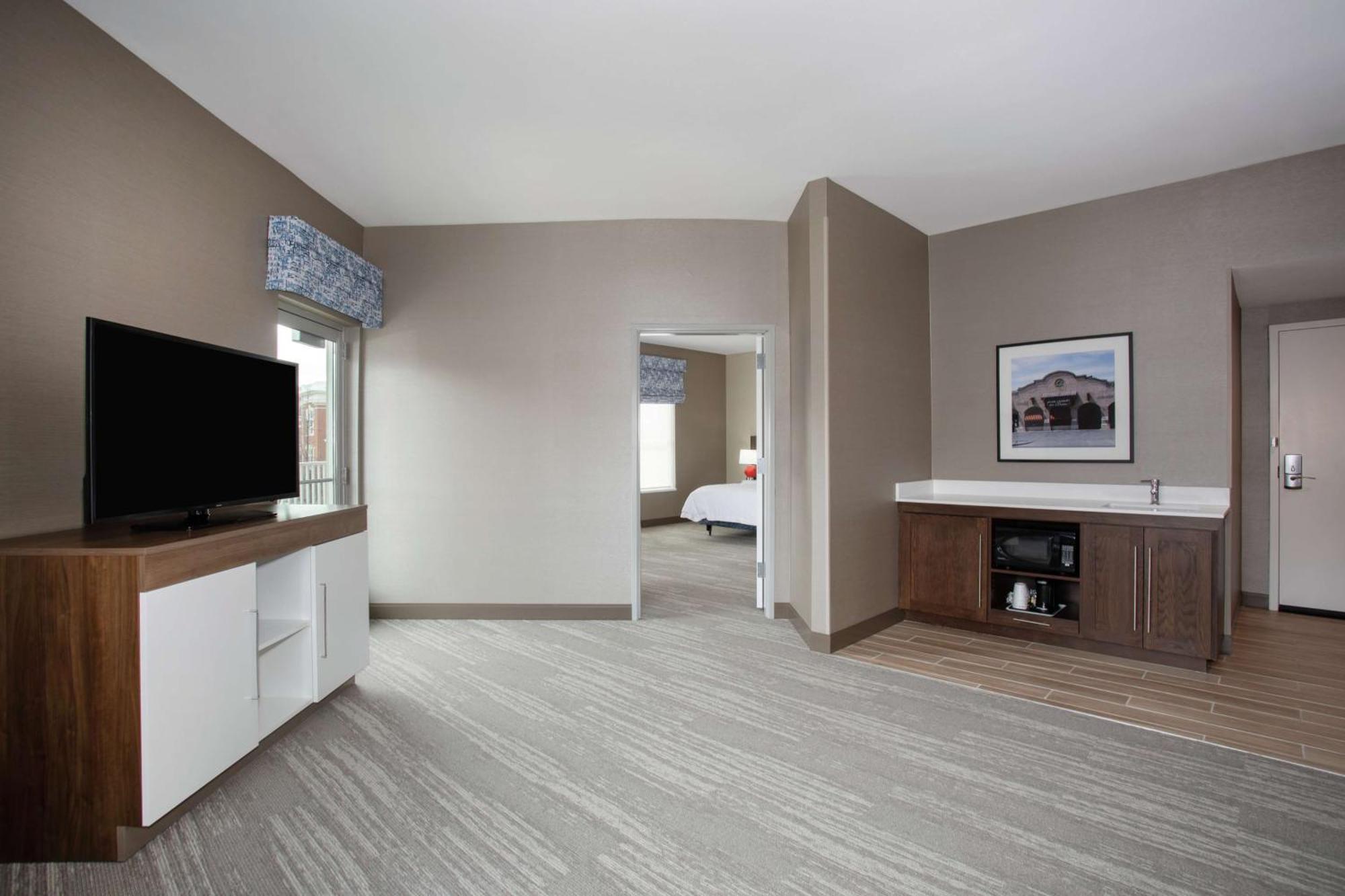 Hampton Inn And Suites Logan, Ut Exteriör bild