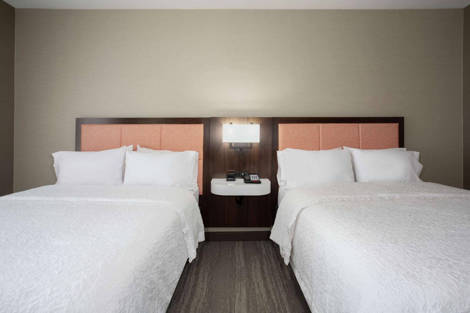 Hampton Inn And Suites Logan, Ut Exteriör bild